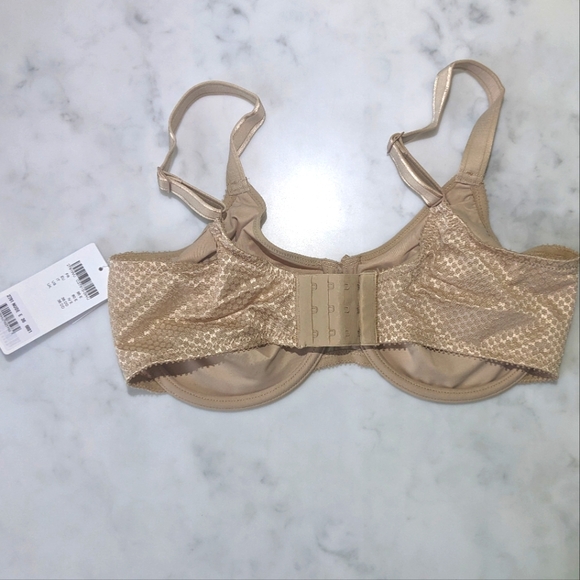 Chantelle C Magnifique Nouveau Minimizer Bra  / Chantelle Bra - Picture 4 of 10